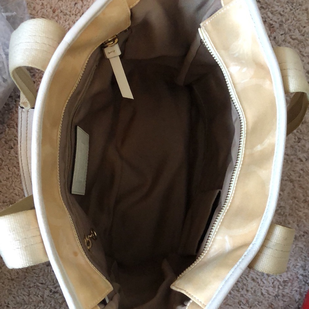 Coach Hampton Shoulder Purse Bag Fall Trend Tan Cream Brown Tag - Picture 8 of 13